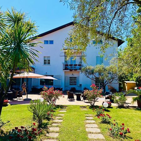 Casa Consalvo B&B Pontecagnano Luaran gambar